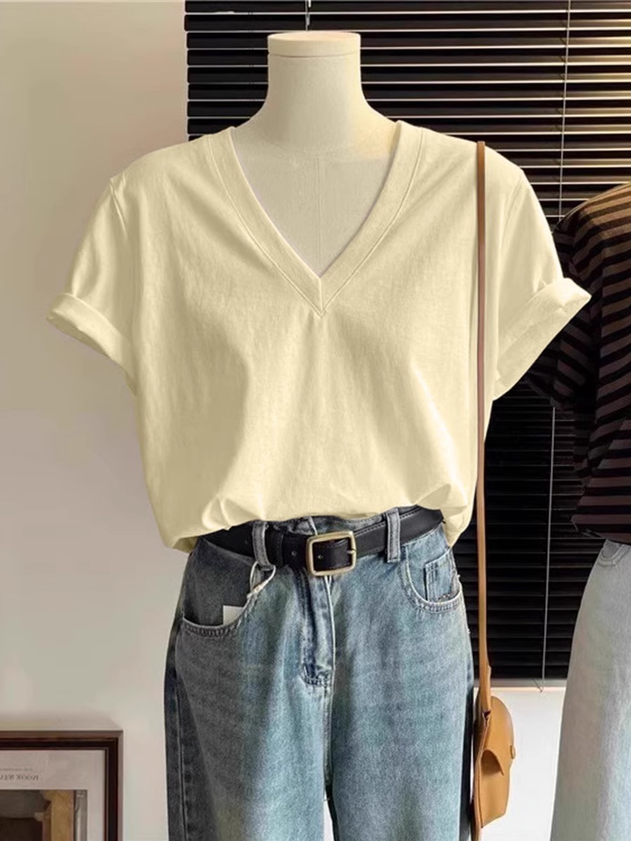 White Shoulder Short-sleeved Women's T-shirt Summer 2025 New Top — Korean Loose V-neck Base Shirt (Plus Size)